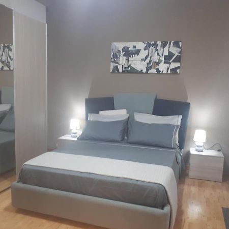 Ferienwohnung Central House Caserta Exterior foto