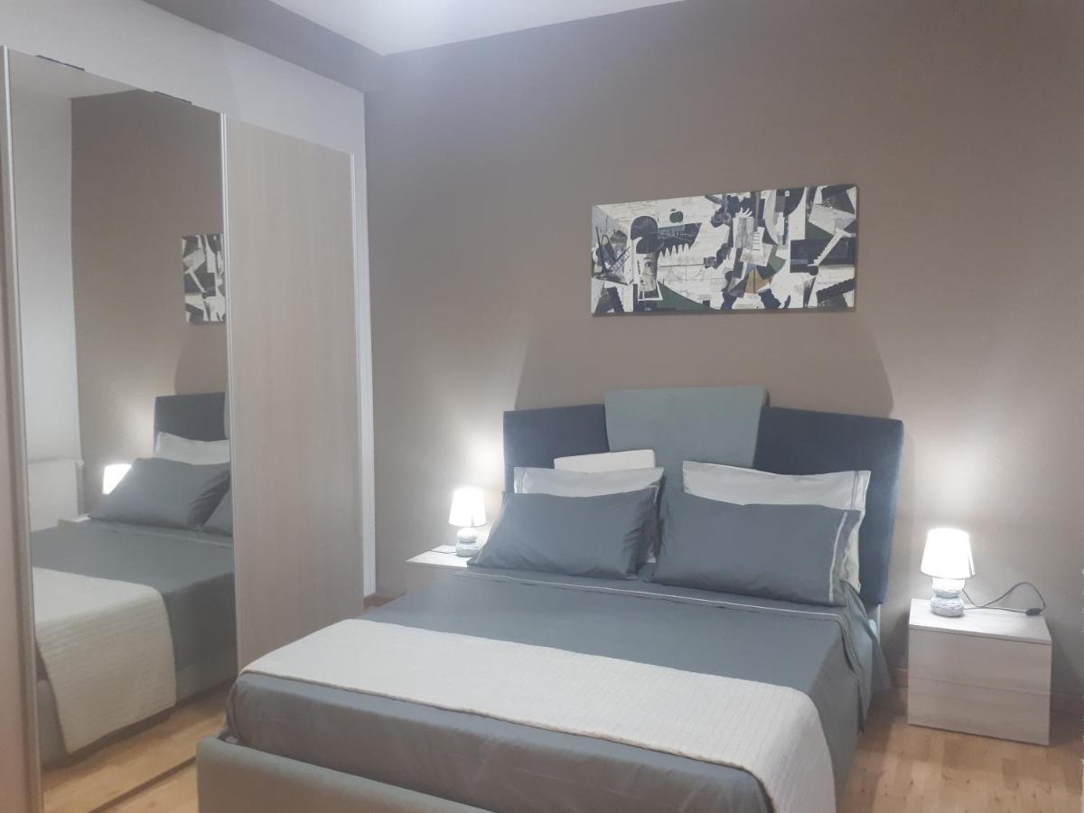 Ferienwohnung Central House Caserta Exterior foto