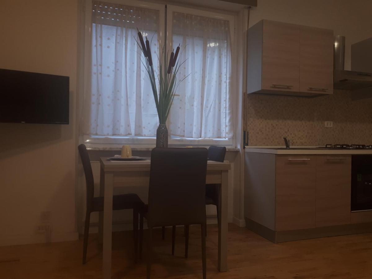 Ferienwohnung Central House Caserta Exterior foto