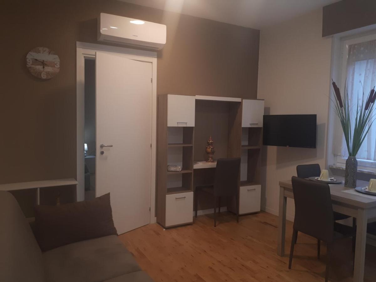 Ferienwohnung Central House Caserta Exterior foto